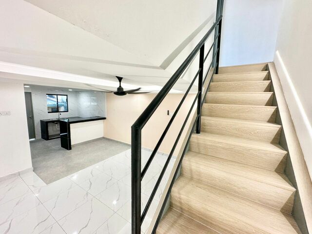 Taman Megah Ria 2 Sty Low Cost,Jalan Cenderai,Masai,Renovated image