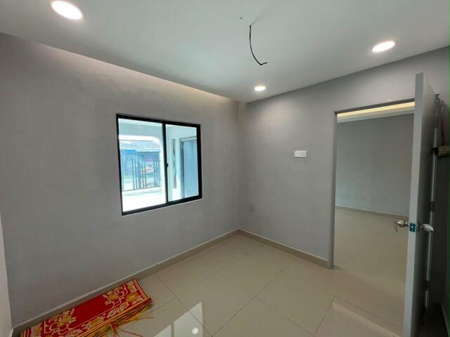 Taman Sri Pulai 1 Sty Low Cost,Jalan Rotan,Kangakr Pulai,Renovated