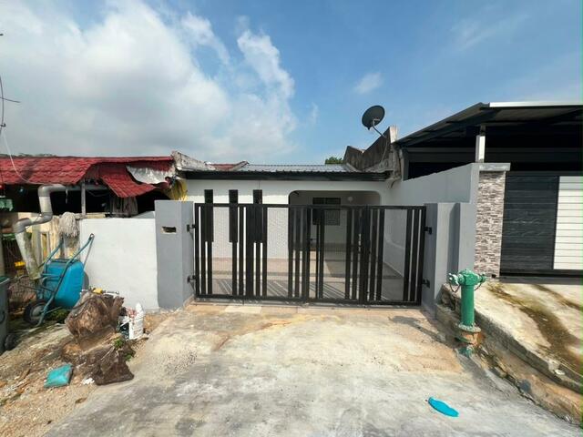 Taman Sri Pulai 1 Sty Low Cost,Jalan Rotan,Kangakr Pulai,Renovated image