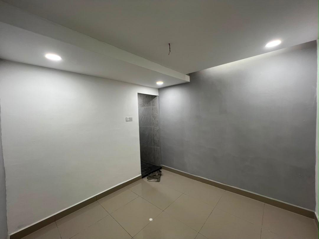 Taman Sri Pulai 1 Sty Low Cost,Jalan Rotan,Kangakr Pulai,Renovated image