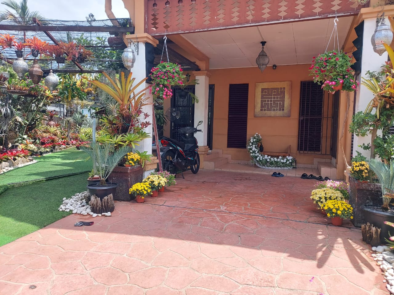 Damai Puspa image
