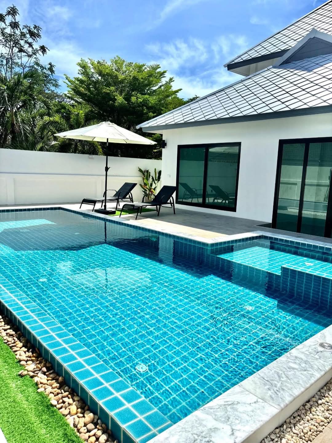 Luxury Pool Villa in Chalong, Phuket image