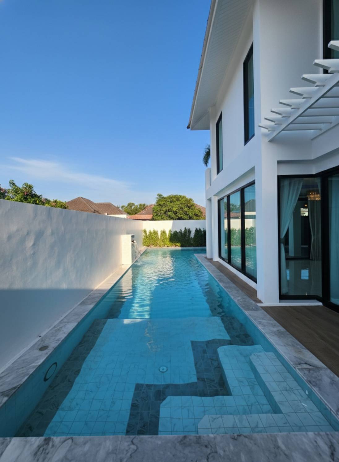 Ready-to-Move-In Luxury Pool Villa in Chalong, Phuket image