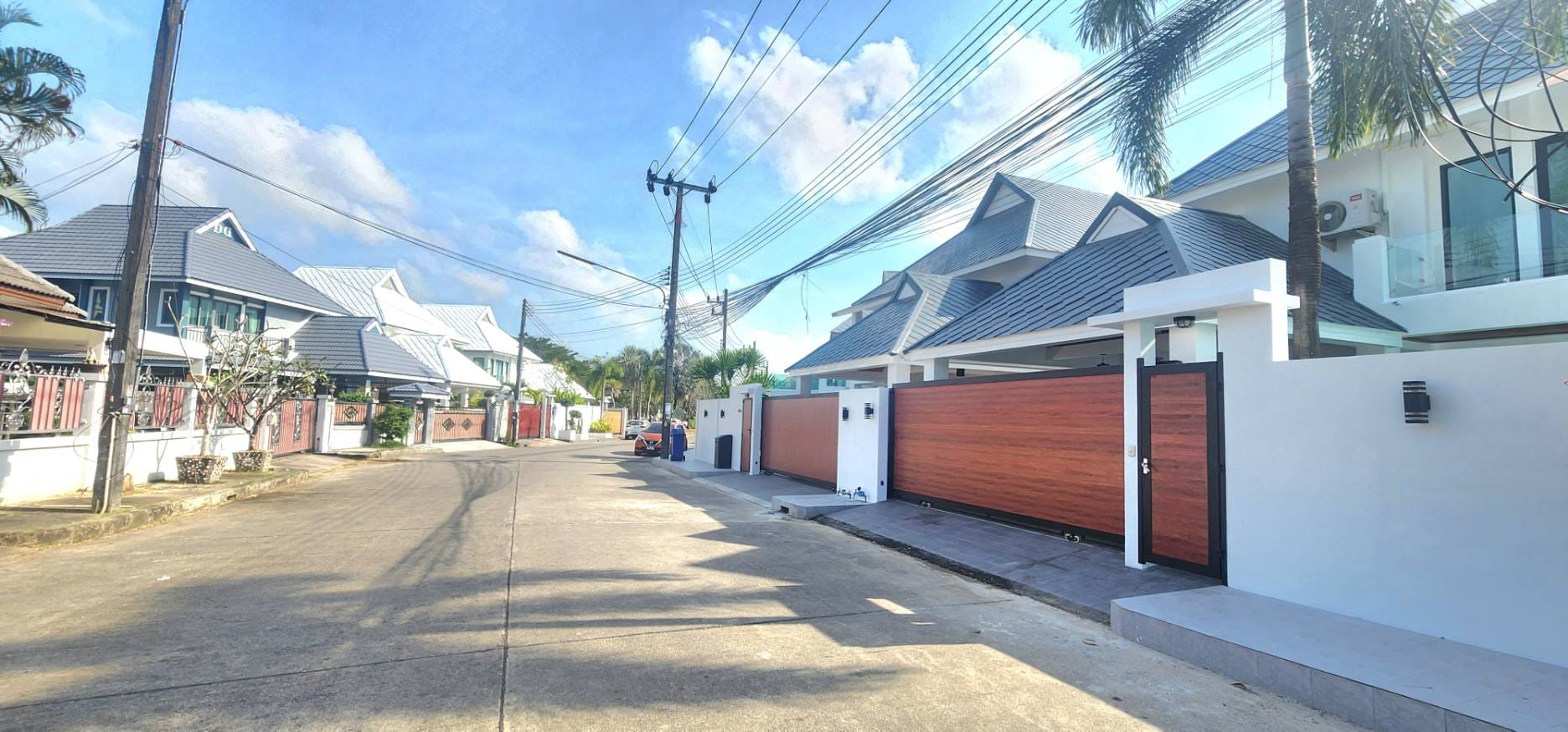 Ready-to-Move-In Luxury Pool Villa in Chalong, Phuket image