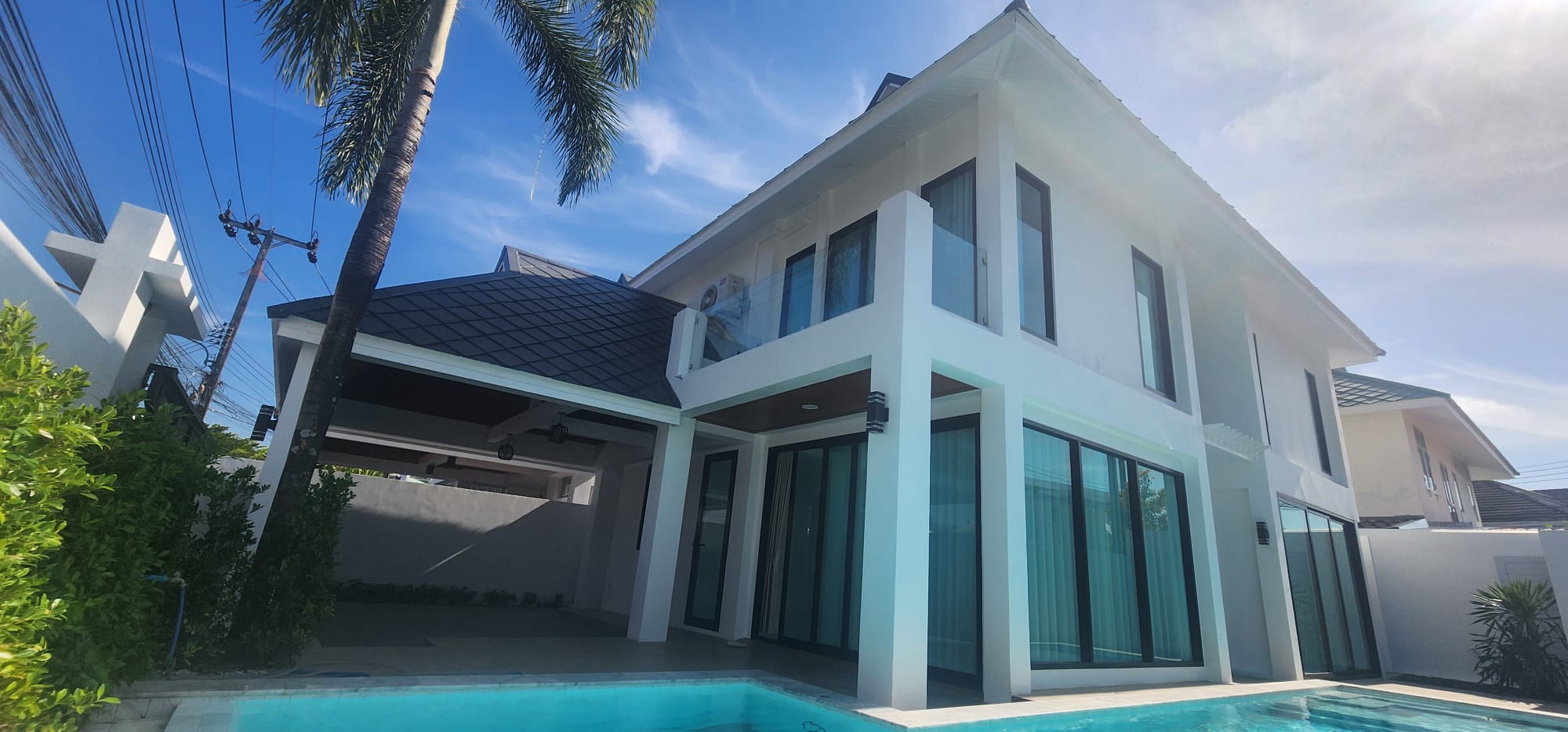 Ready-to-Move-In Luxury Pool Villa in Chalong, Phuket image