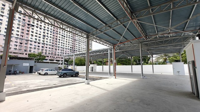 Patani Road Warehouse image