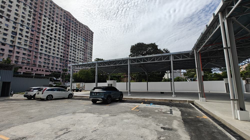 Patani Road Warehouse image