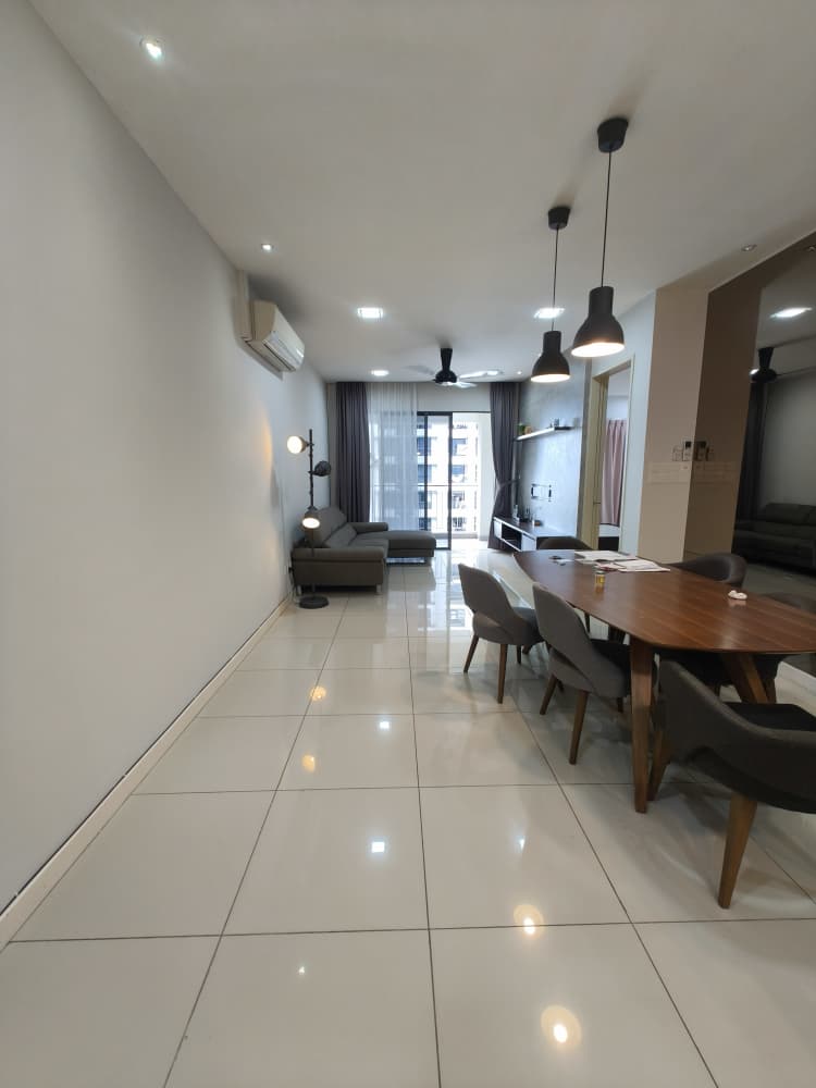Lido Four Seasons Residence image