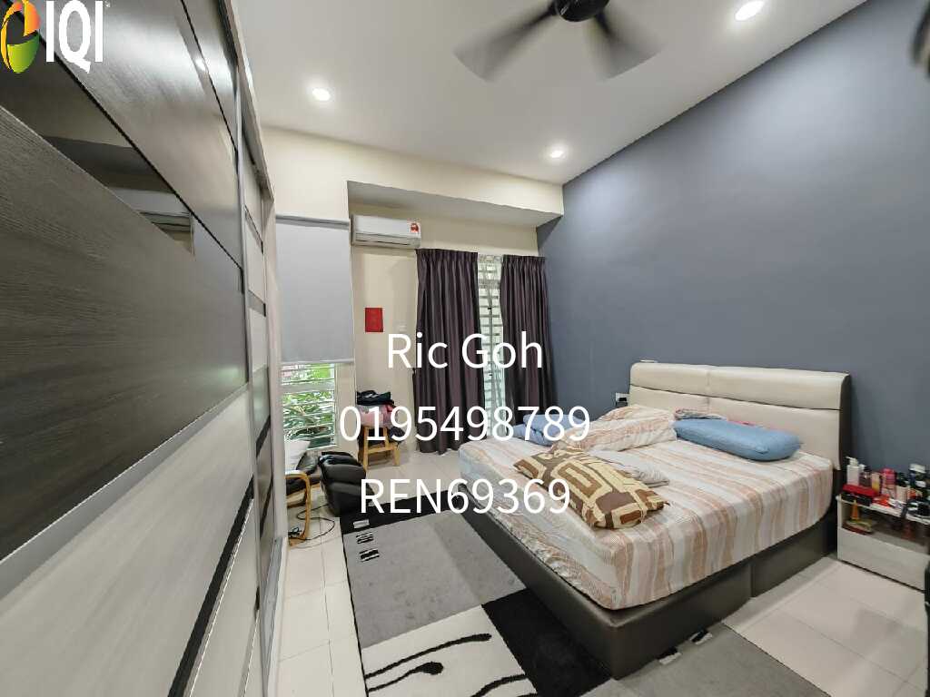 Taman Lembah Indah image