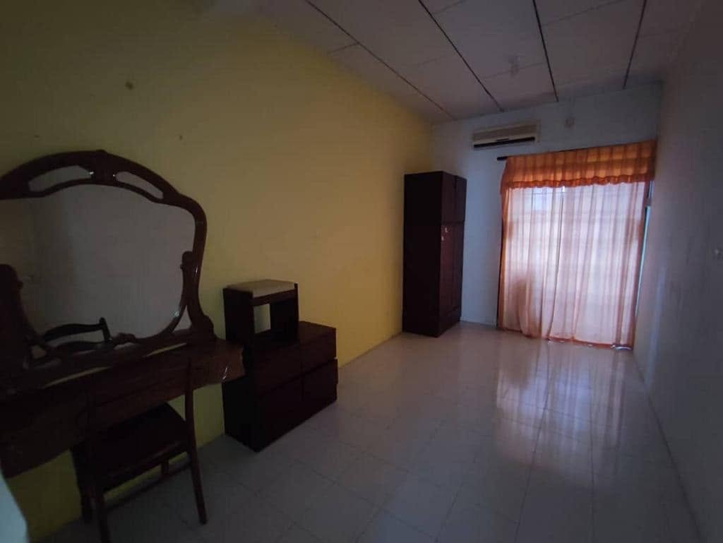 Buntong Taman Kledang Emas Double Storey Intermediate Corner House For sales image