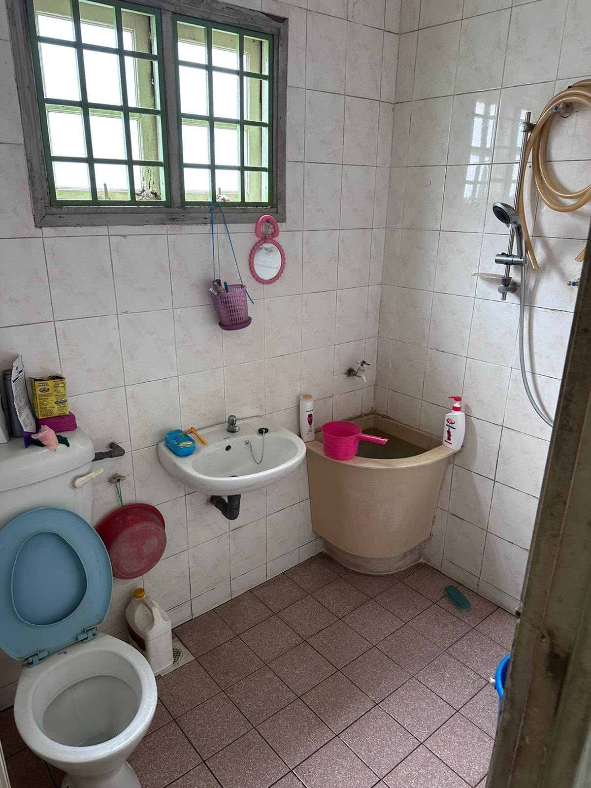 Buntong Taman Kledang Emas Double Storey House For Sales image