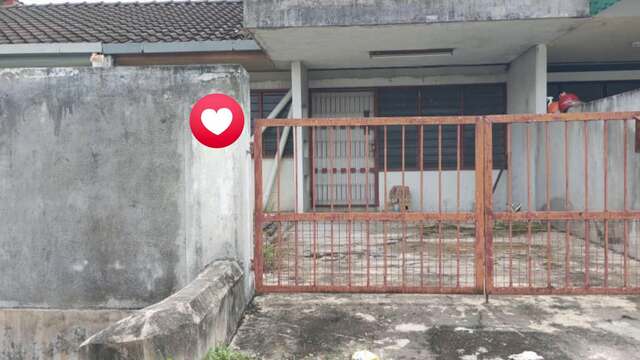 First Garden Single Storey House For Sales