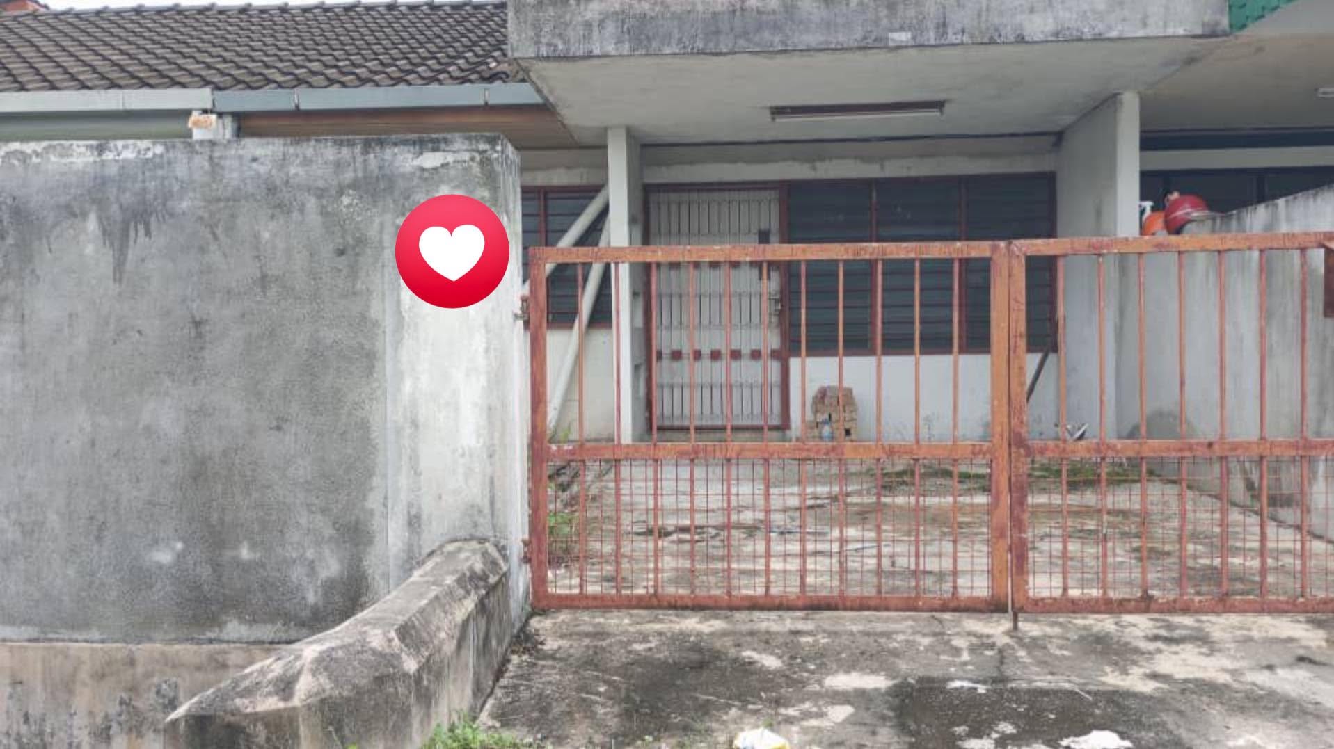 First Garden Single Storey House For Sales image