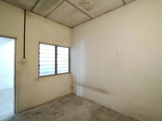 First Garden Single Storey House For Sales image