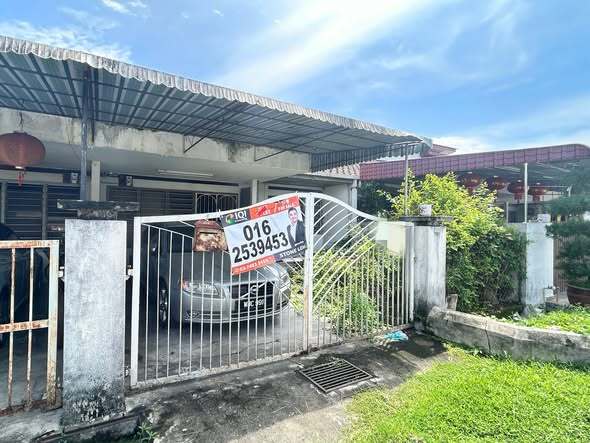 First Garden Single Storey House For Sales