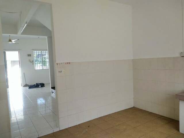 Buntong Taman Kledang Emas Double Storey Intermediate Corner House For Sales image