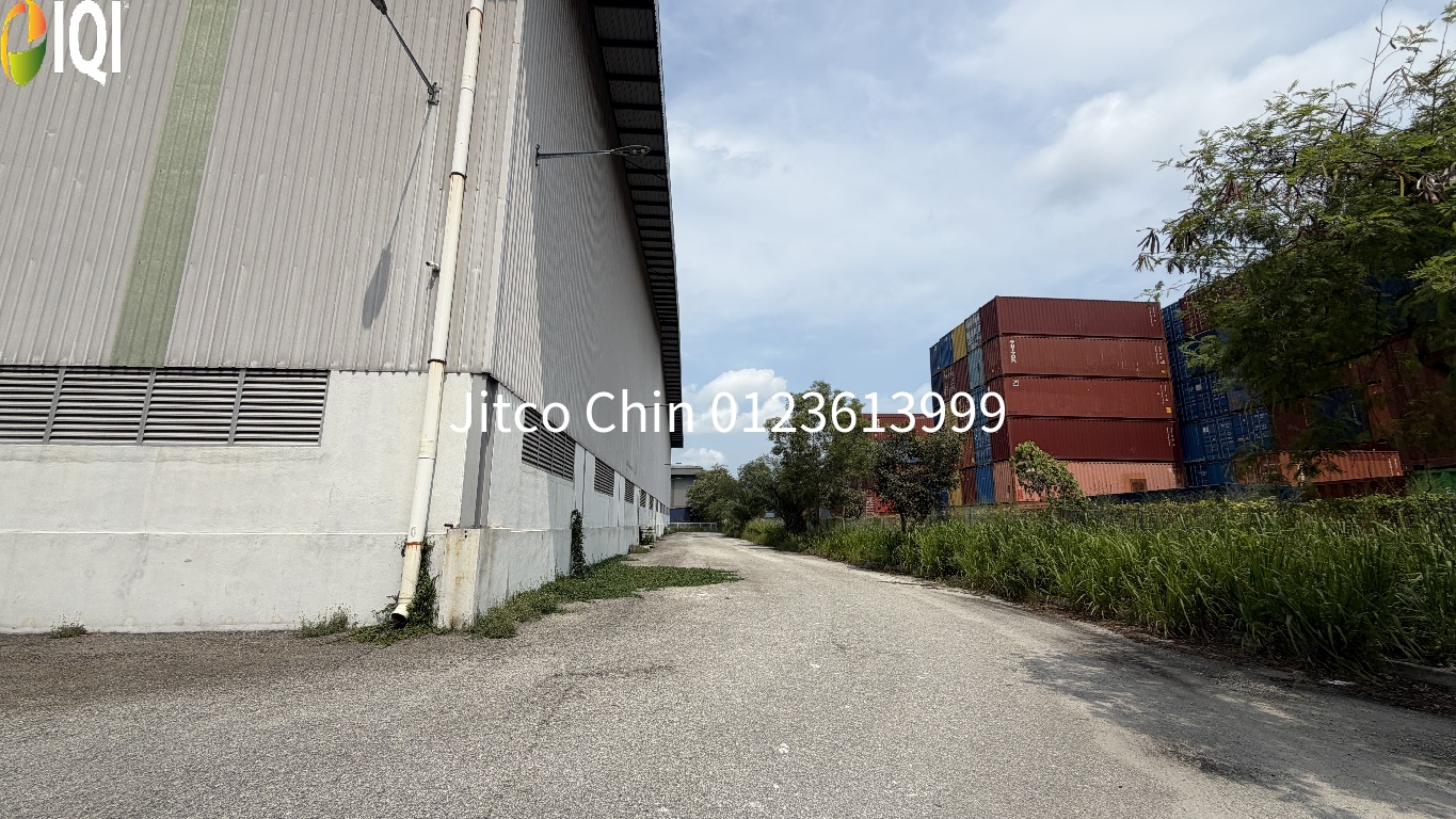 170ksf b.up westport port klang detached warehouse heavy zone gas pipe image