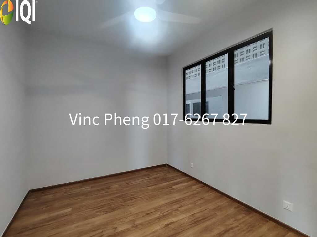 BELOW VALUATION! CORNER UNIT 3+1R @ Admiral Residence Melaka image