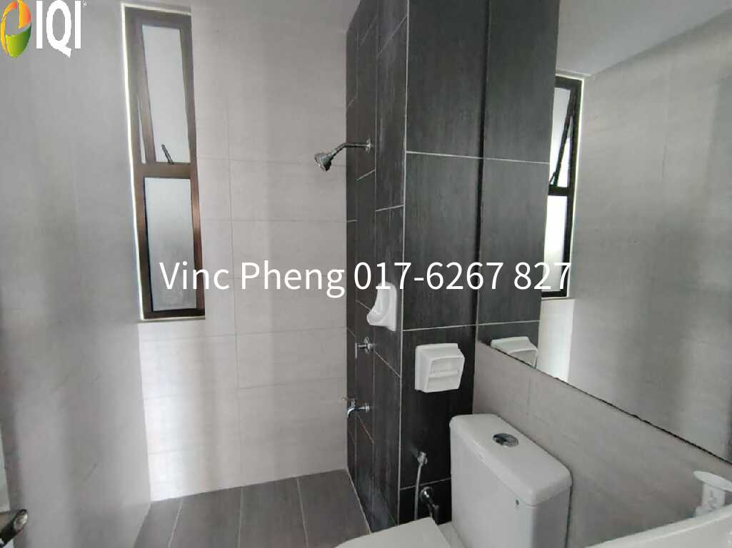 BELOW VALUATION! CORNER UNIT 3+1R @ Admiral Residence Melaka image