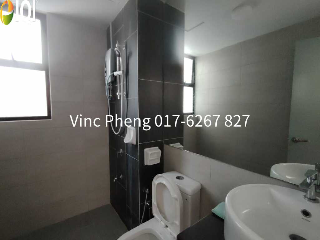 BELOW VALUATION! CORNER UNIT 3+1R @ Admiral Residence Melaka image