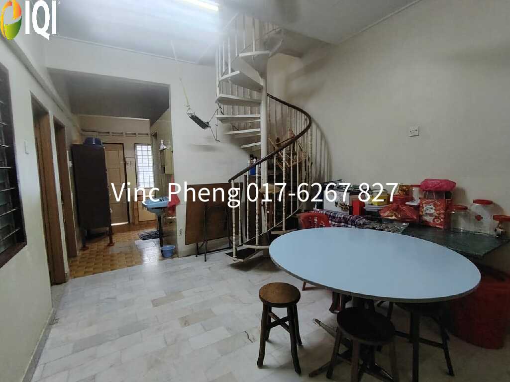 BELOW VALUE! Freehold with Attic Terrace @ Bukit Baru Melaka image