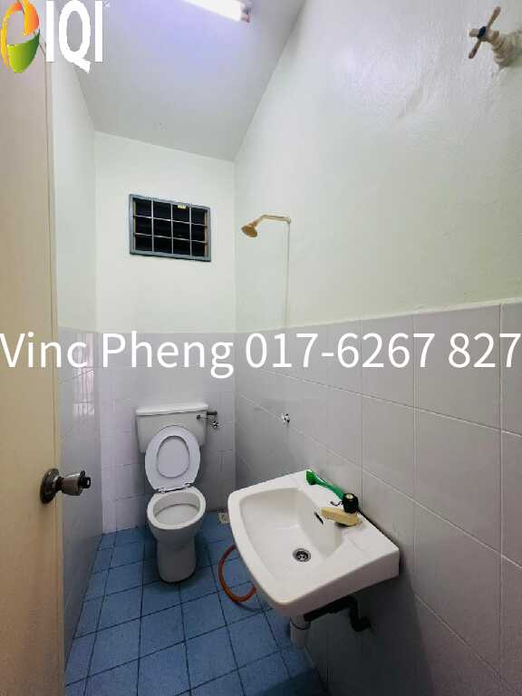 SPACIOUS 2-Storey Terrace @ Gadong Perdana Melaka image