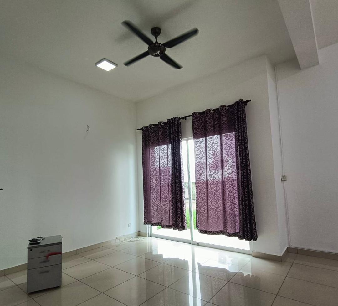 Canary Garden @Bandar Bestari image