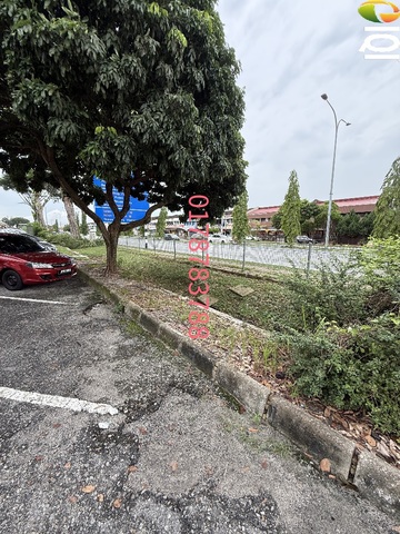 Taman Ungku Tun Aminah image