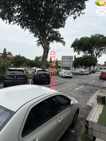 Taman Ungku Tun Aminah image