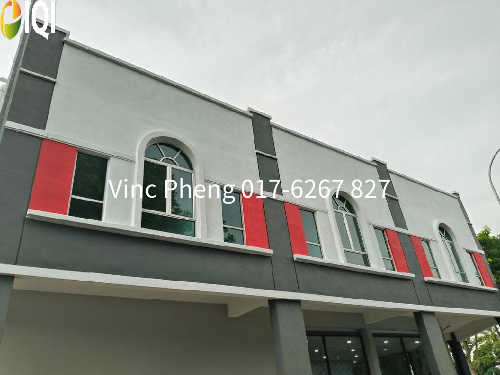 MAIN ROAD CORNER 1st Floor Shoplot For Rent @ Durian Tunggal image