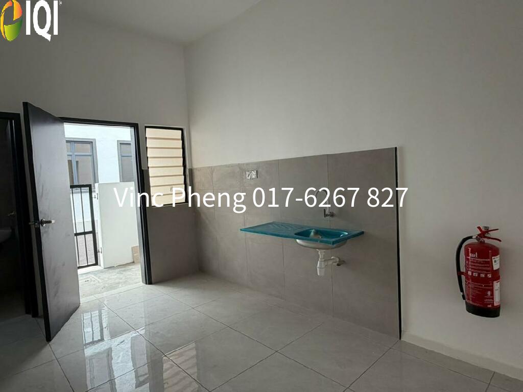 AFFORDABLE BARE NEW MODERN Terrace With SMART LOCK @ Pengkalan Impian image