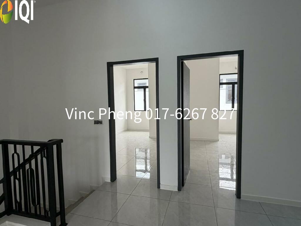 AFFORDABLE BARE NEW MODERN Terrace With SMART LOCK @ Pengkalan Impian image