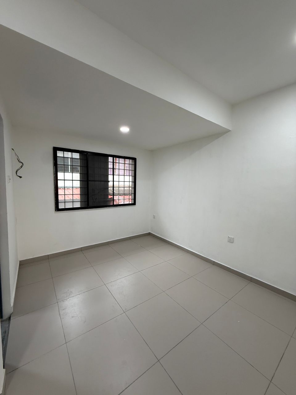Taman Johor Jaya 2 Sty Low Cost,Jalan Keembong,Renovated,Extend image