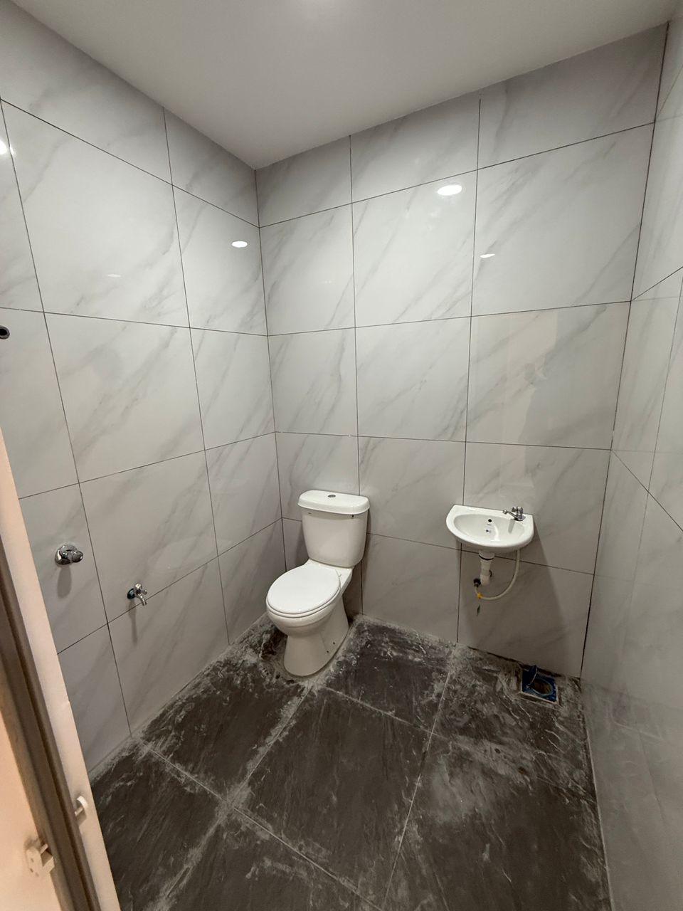 Taman Johor Jaya 2 Sty Low Cost,Jalan Keembong,Renovated,Extend image