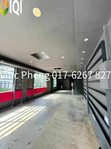 MAIN ROAD GROUND FLOOR END LOT Shop For Rent @ Kota Syahbandar Melaka image