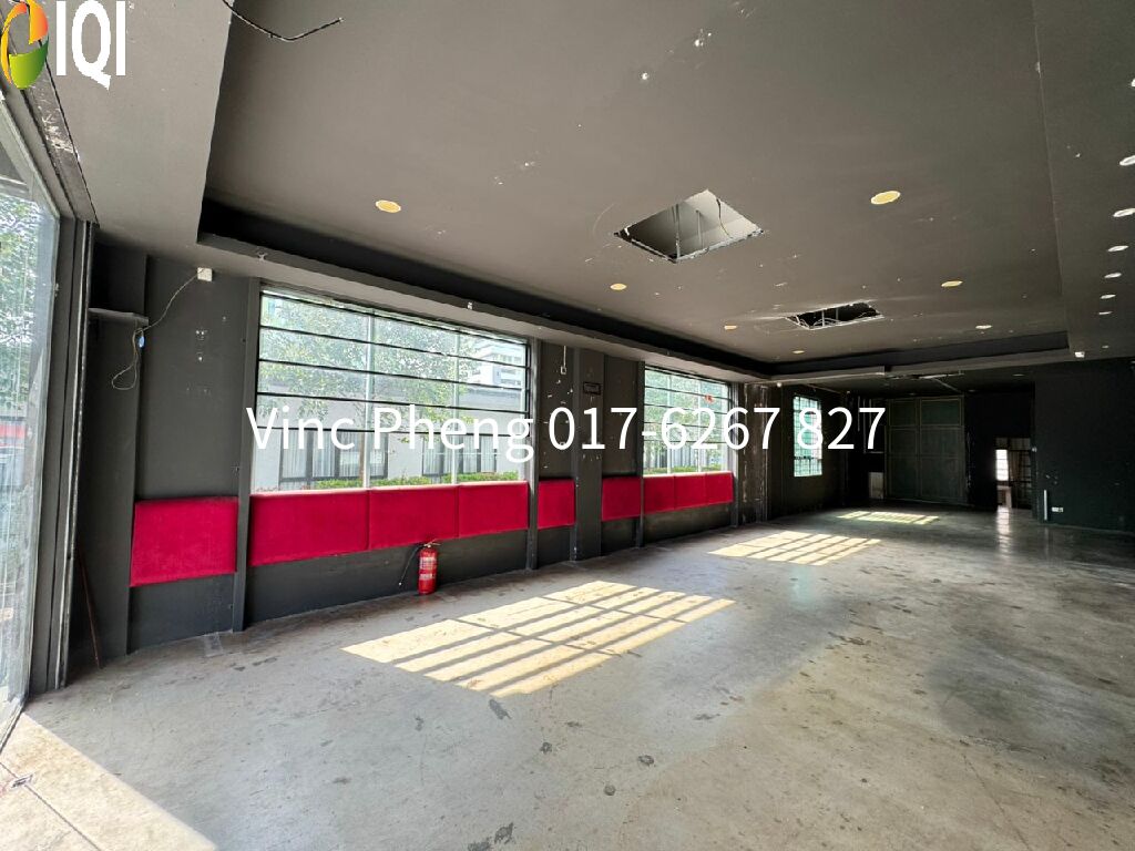 MAIN ROAD GROUND FLOOR END LOT Shop For Rent @ Kota Syahbandar Melaka image