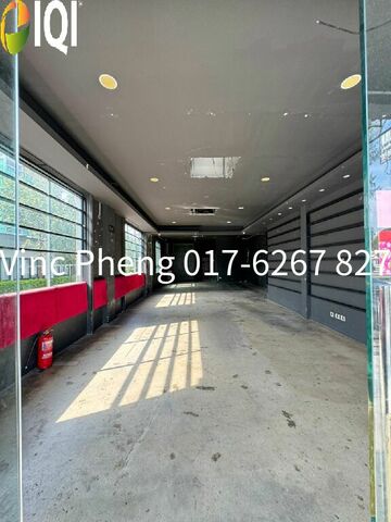MAIN ROAD GROUND FLOOR END LOT Shop For Rent @ Kota Syahbandar Melaka image