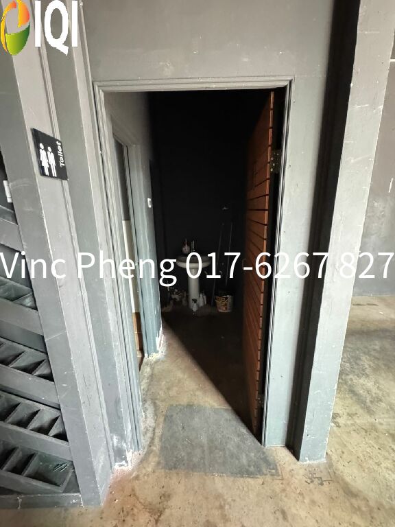 MAIN ROAD GROUND FLOOR END LOT Shop For Rent @ Kota Syahbandar Melaka image