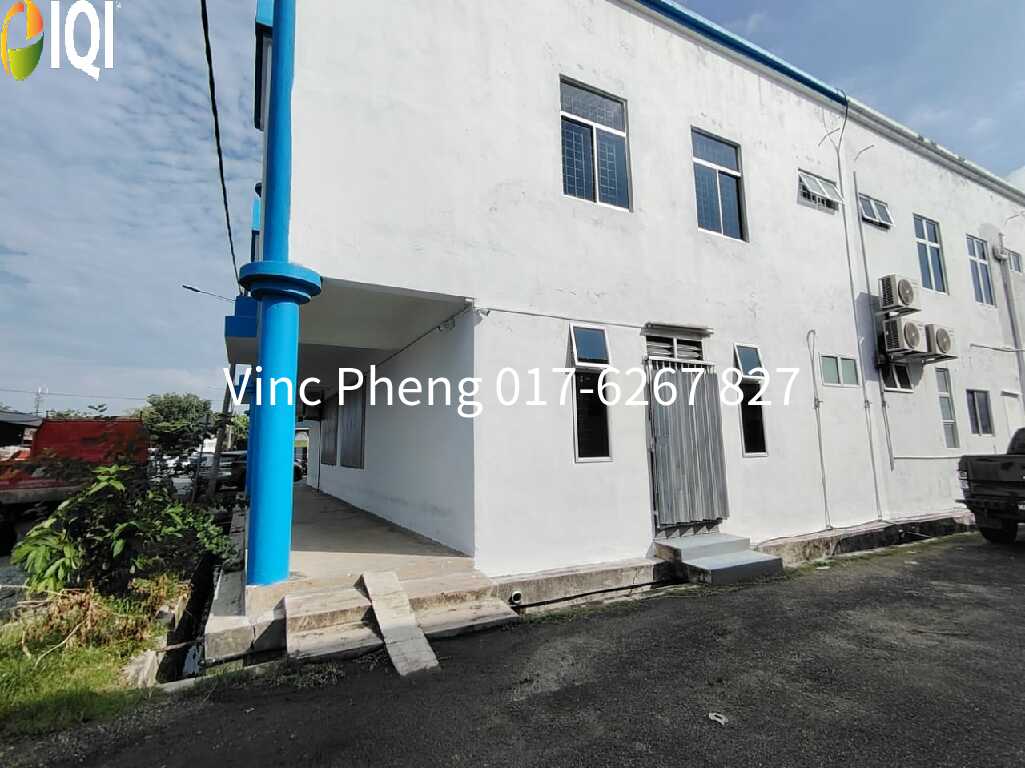 STRATEGIC CORNER Shop Facing Busy Commercial Area @ Malim Jaya Melaka image