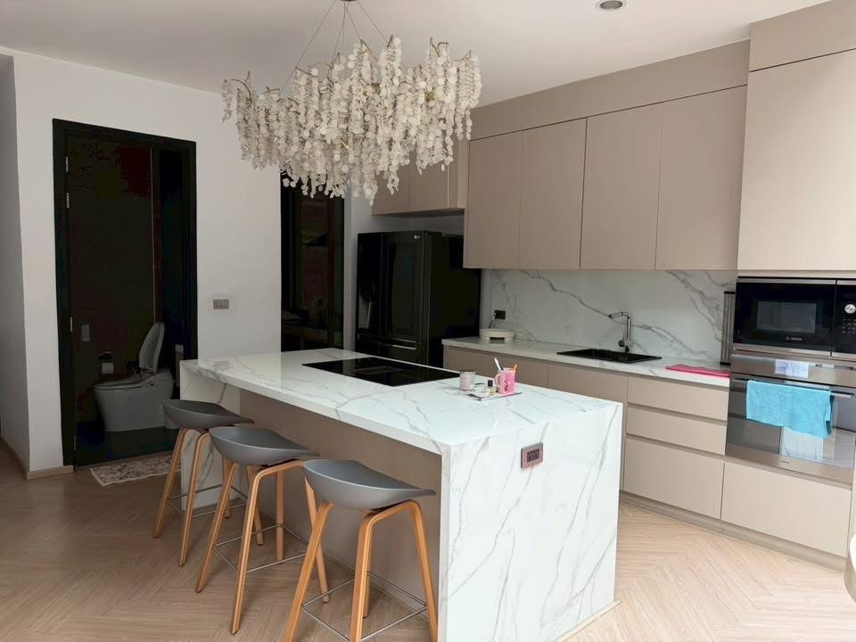 Luxury Townhome for Sale | Residence Sukhumvit 65 image
