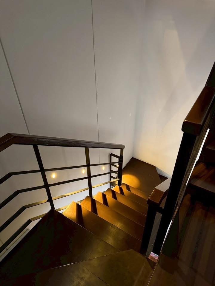 Luxury Townhome for Sale | Residence Sukhumvit 65 image