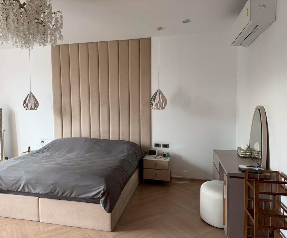 Luxury Townhome for Sale | Residence Sukhumvit 65 image