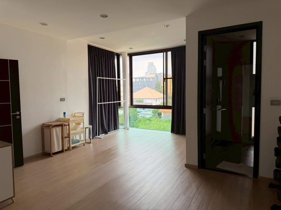 Luxury Townhome for Sale | Residence Sukhumvit 65 image