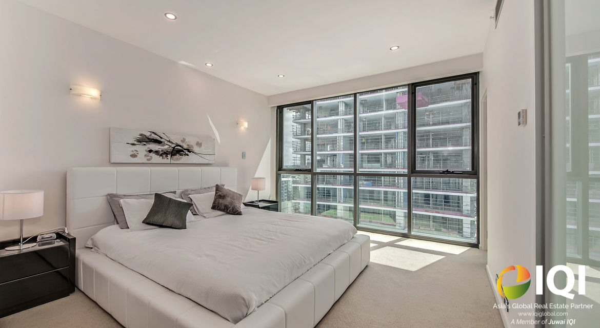 Luxury Apartment for Sale at Iconic Adagio Building! image