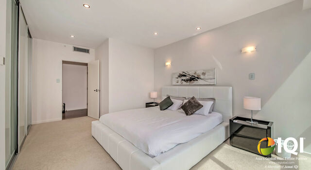 Luxury Apartment for Sale at Iconic Adagio Building! photo