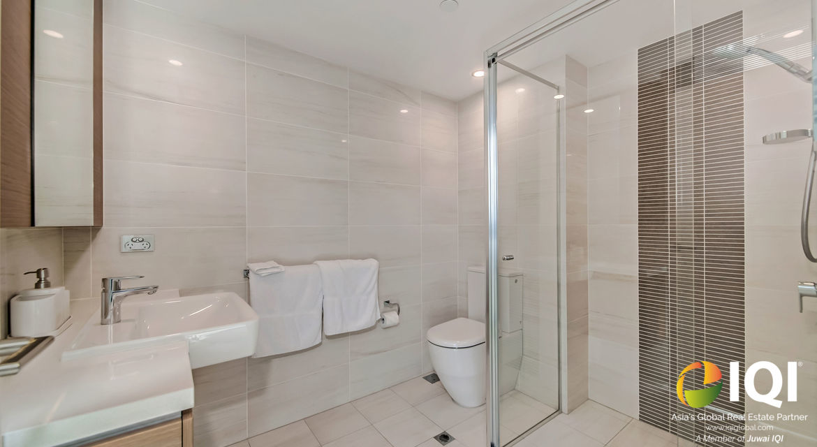 Luxury Apartment for Sale at Iconic Adagio Building! image