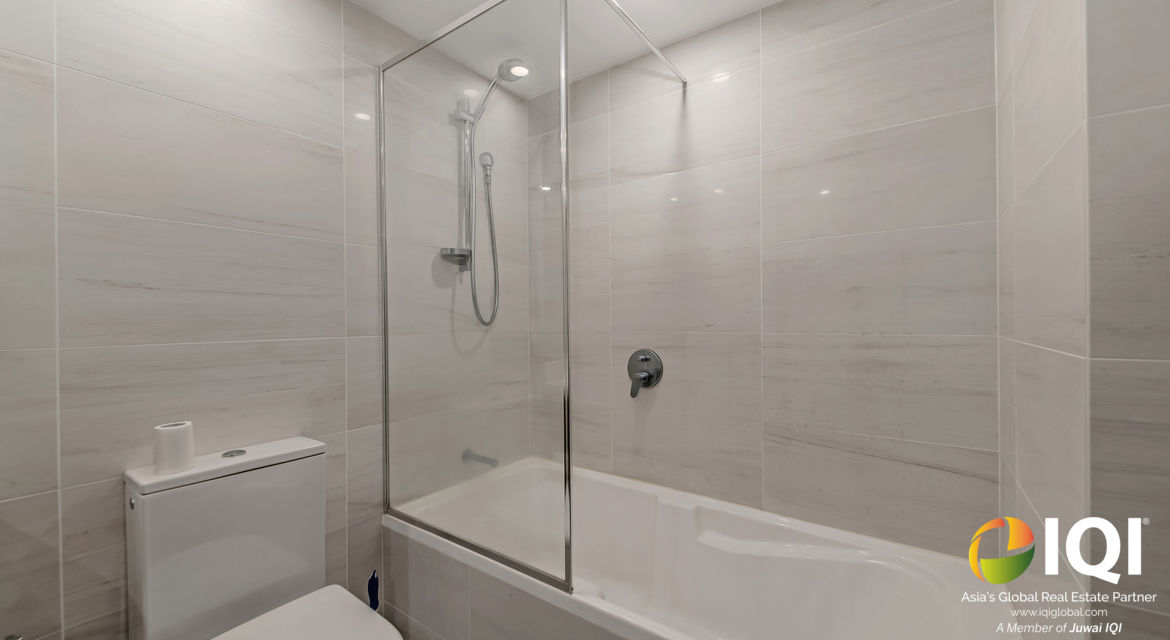 Luxury Apartment for Sale at Iconic Adagio Building! image