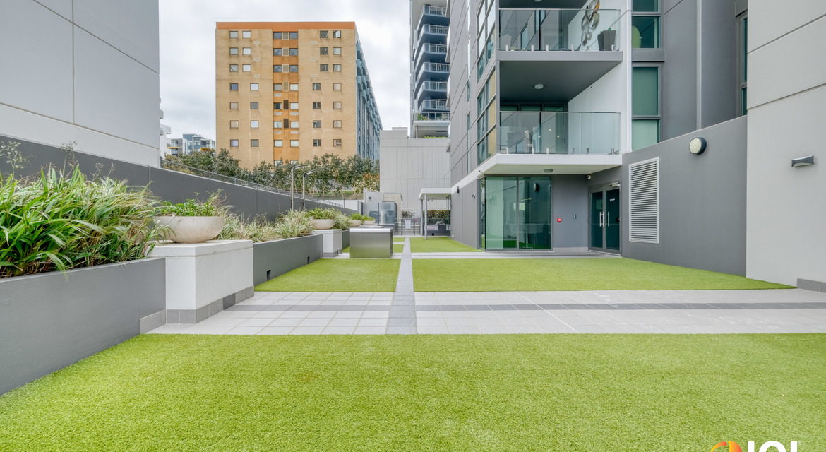 Luxury Apartment for Sale at Iconic Adagio Building! image