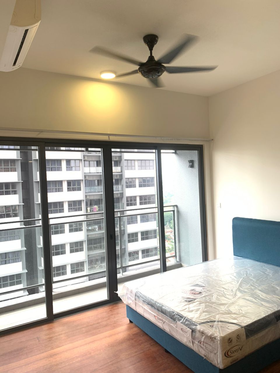 Biji Living (Seventeen Residences) image