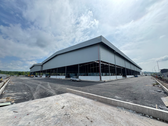 Bandar Baru Enstek Brand New Detached Factory Heavy Industrial 8.06Acres Negeri Sembilan image